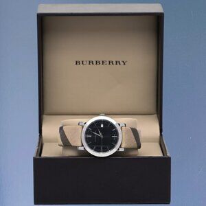 *VINTAGE* Unisex Heritage Check Burberry Watch I Authenticated